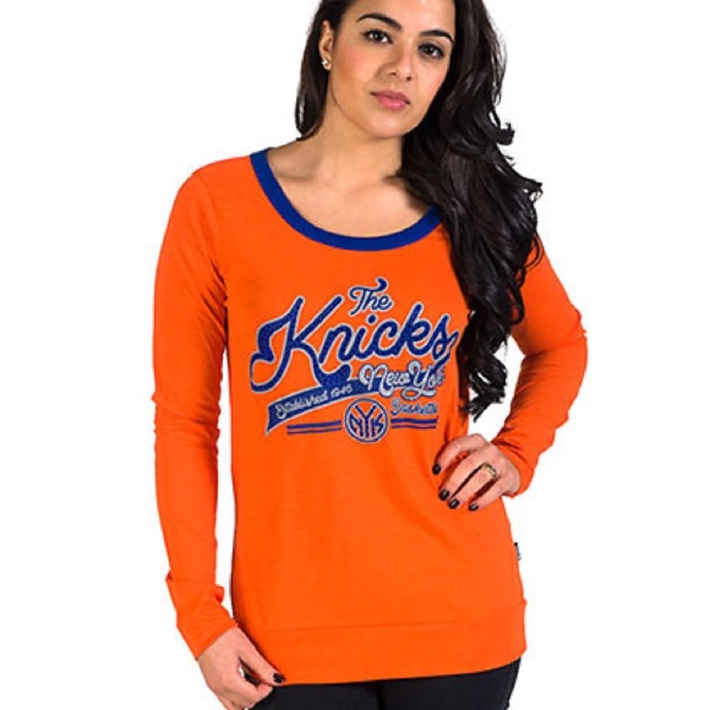 New York Knicks Women’s Long-Sleeved Shirt Large